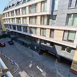 Krawiecka By Renters דירה *