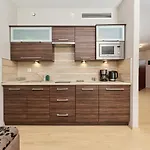 Krawiecka By Renters דירה