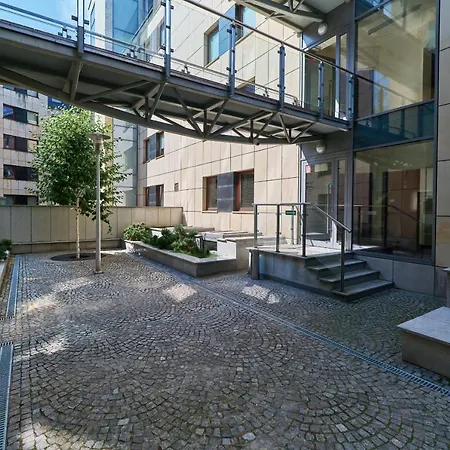 Krawiecka By Renters Apartman *