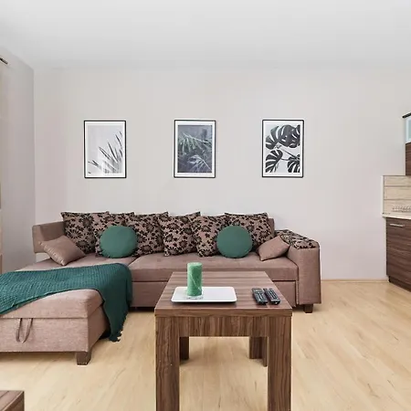 Krawiecka By Renters アパート *